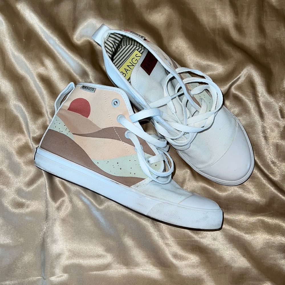 Bangs sneakers